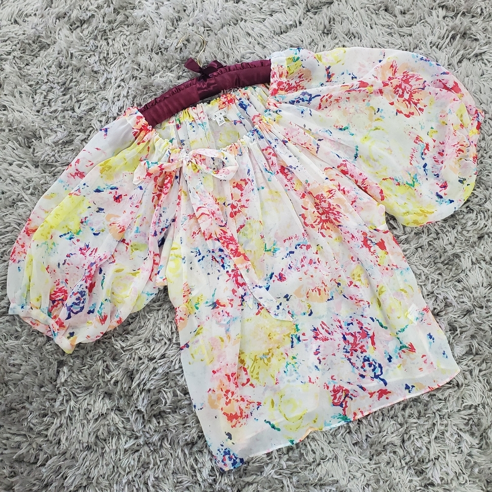 Cabi Multi-Colored Puffed Short Sleeve with Ribbon Tie Size S